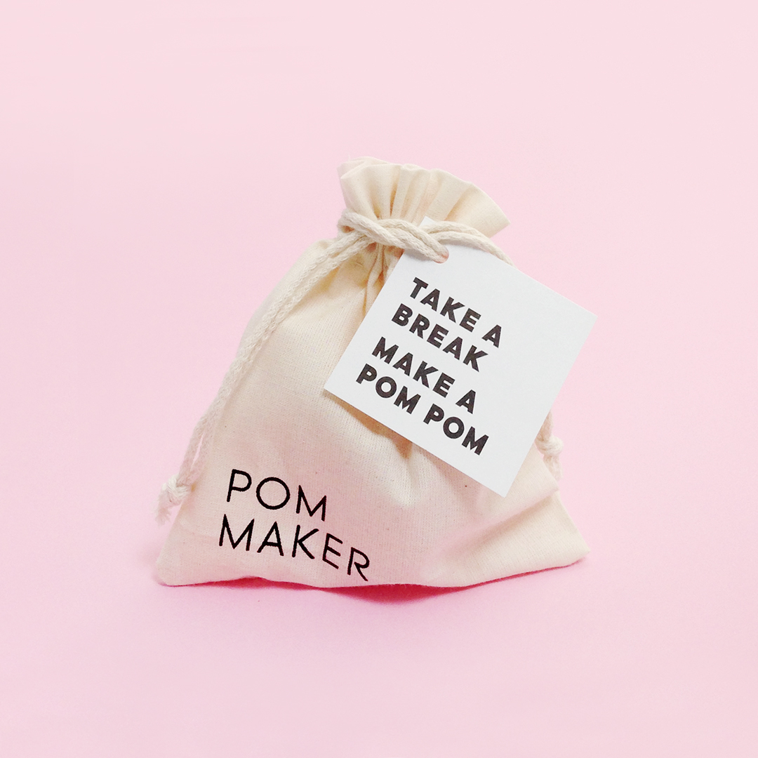 Button Pom Maker - Poppy Red