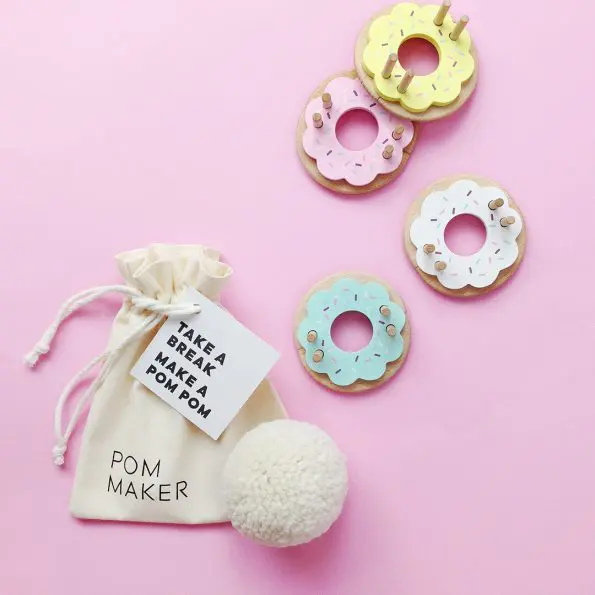 Pom Pom Maker, 5 Sizes Pompom Maker Tool Set for India